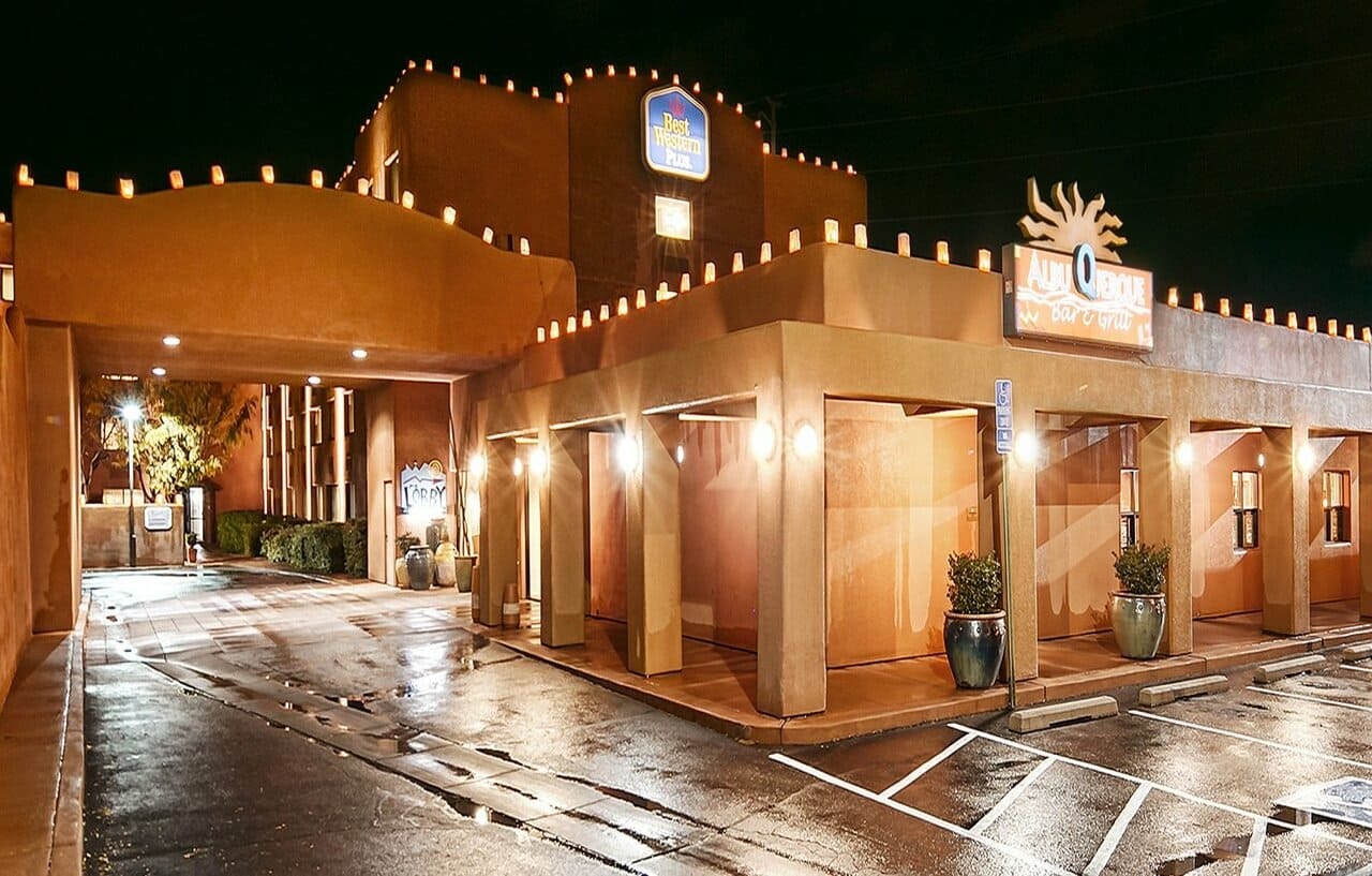 Western Rio Grande 3* Albuquerque