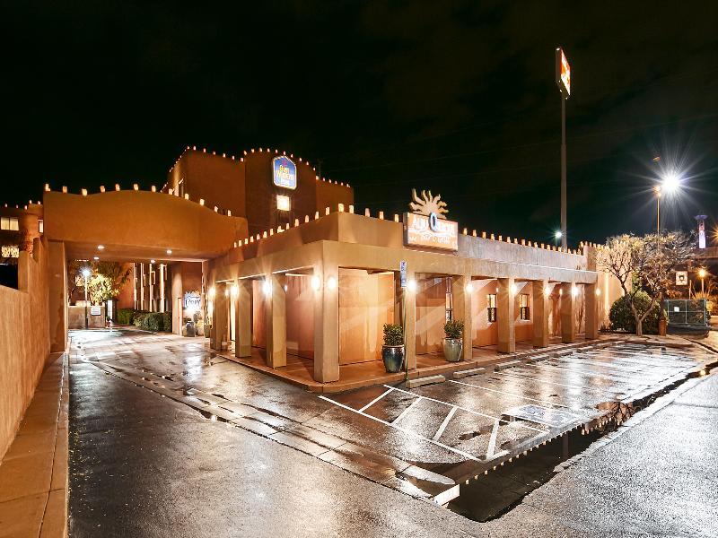 Western Rio Grande 3* Albuquerque